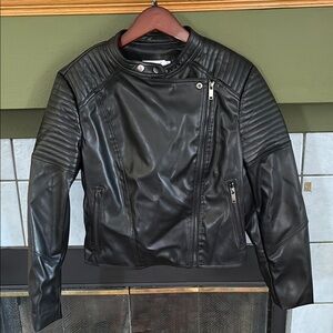 Shoe Dazzle Black Bomber Jacket with Quilted Shoulders